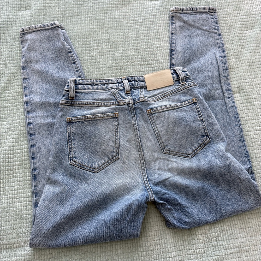 Revolve CLOSED Milan Italy Light Blue Denim Jeans - Picture 4 of 10
